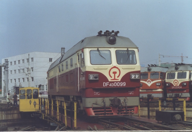 DF4D 0099.jpg